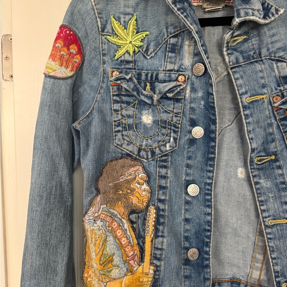 True Religion Blue Denim Jacket with Colorful Patches - Picture 3 of 10